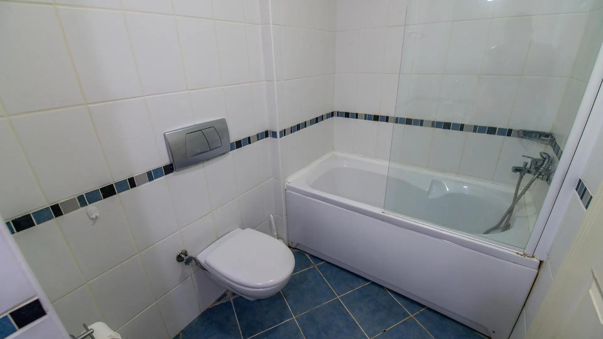 Hotel apartamentowy Sunset Beach Club Aqualettings Poseidon 7 Fethiye Turcja